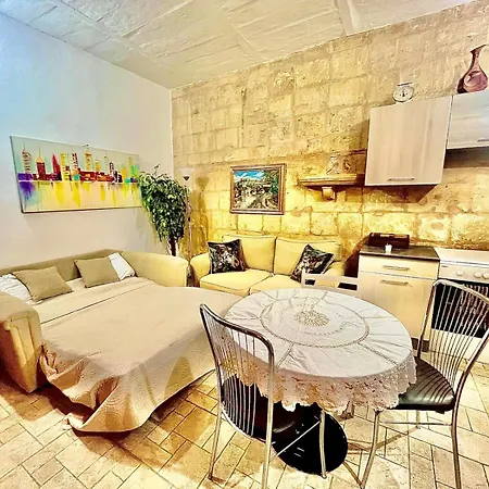 One-bedroom In The Heart Of By Sf Homes * Valletta