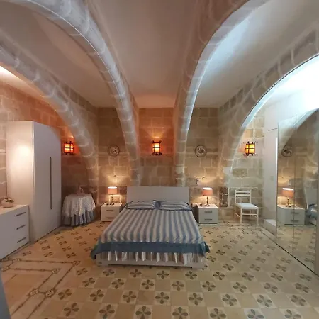 One-bedroom In The Heart Of By Sf Homes Apartament